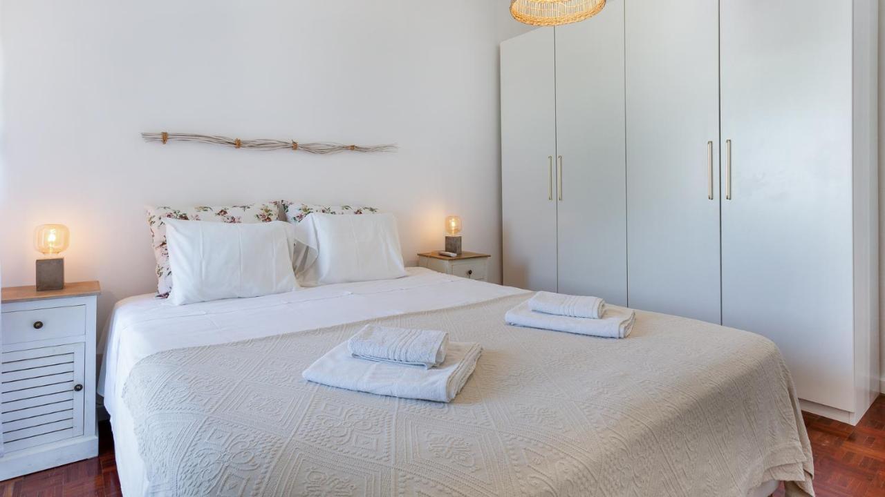 Apartamento Getaway W/ Big Balcony By Lovelystay